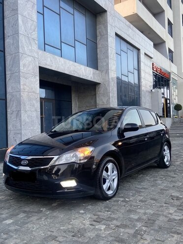Kia Ceed 2009, 297,808 km - 1.6 л - Bakı