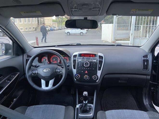 Kia Ceed 2009, 297,808 km - 1.6 л - Bakı