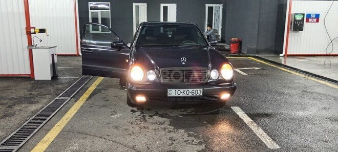 Mercedes E 300 1996, 377,272 km - 3.0 l - Gəncə