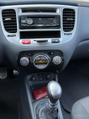 Kia Rio 2006, 145,000 km - 1.4 l - Bakı