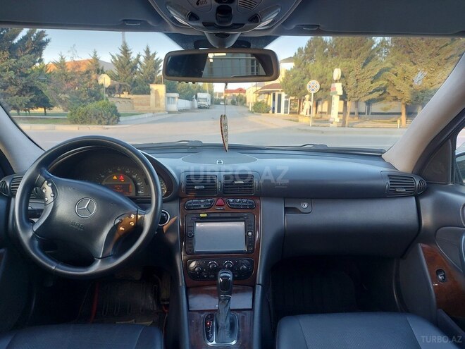 Mercedes CLK 240 2002, 308,505 km - 2.6 л - Quba