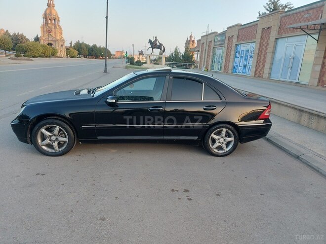 Mercedes CLK 240 2002, 308,505 km - 2.6 л - Quba