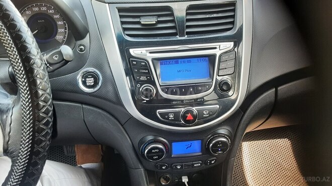 Hyundai Accent 2014, 273,000 km - 1.6 л - Bakı