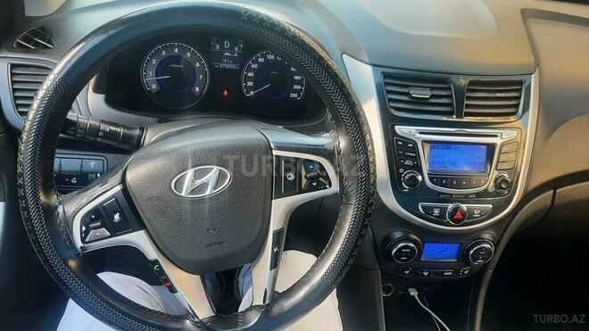 Hyundai Accent 2014, 273,000 km - 1.6 л - Bakı