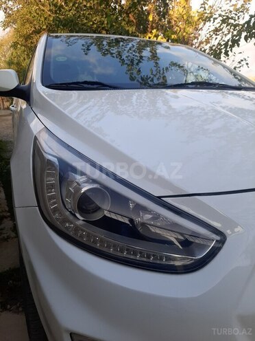 Hyundai Accent 2014, 273,000 km - 1.6 л - Bakı