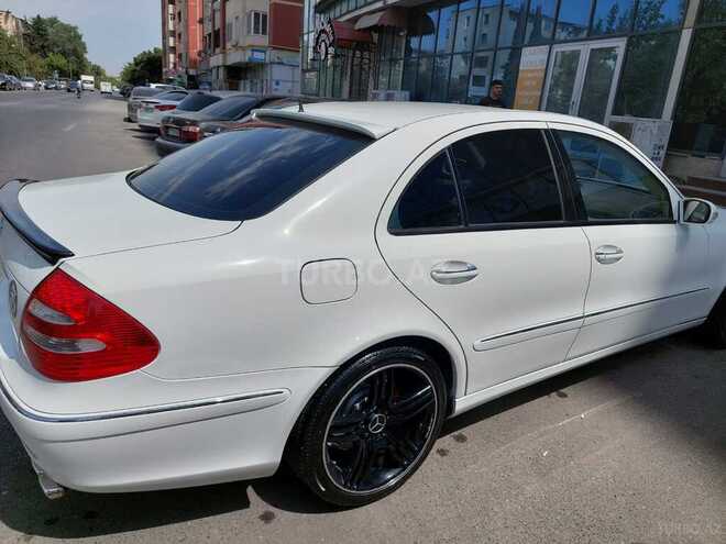 Mercedes E 240 2003, 330,000 km - 2.6 l - Bakı