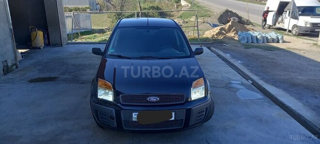 Ford Fusion 2006, 353,000 km - 1.2 l - Xaçmaz