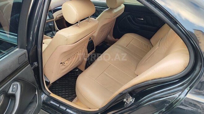 BMW 525 2000, 325,000 km - 2.5 l - Bakı