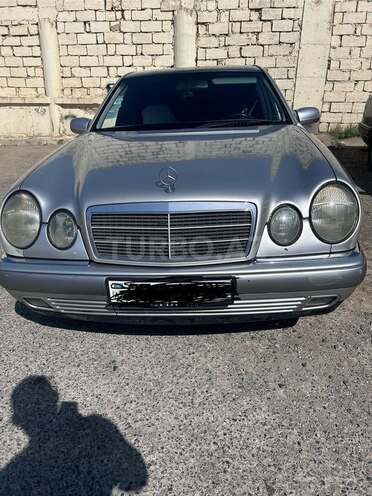 Mercedes E 200 1998, 295,547 km - 2.0 l - Bakı