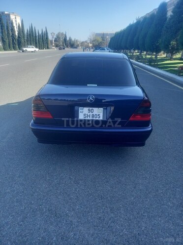 Mercedes C 200 1999, 268,000 km - 2.0 l - Gəncə