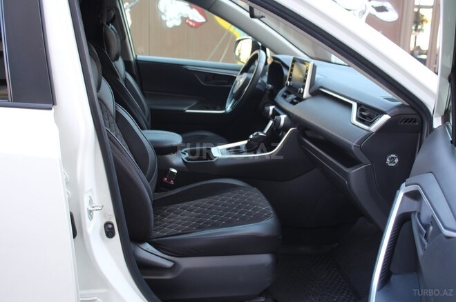 Toyota RAV4 2021, 46,591 km - 2.0 l - Bakı