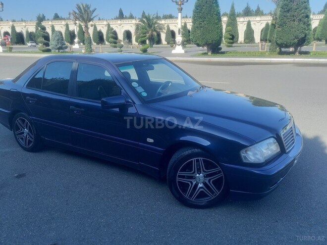 Mercedes C 200 1999, 268,000 km - 2.0 l - Gəncə
