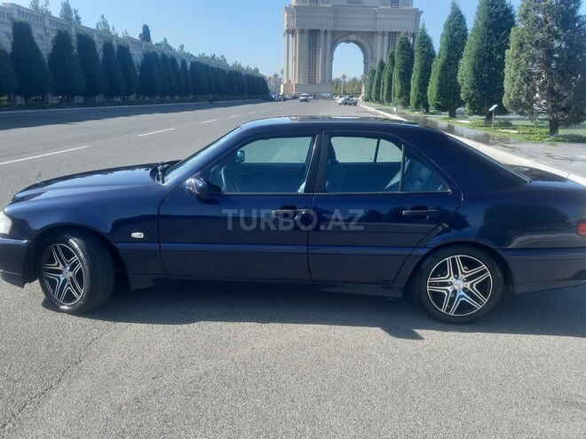 Mercedes C 200 1999, 268,000 km - 2.0 l - Gəncə