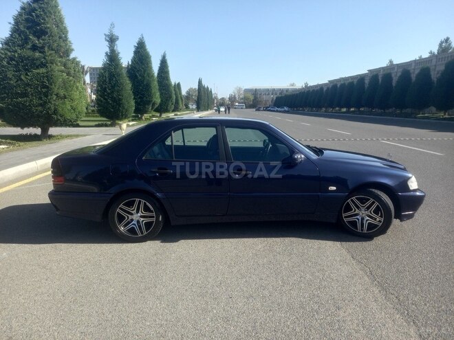 Mercedes C 200 1999, 268,000 km - 2.0 l - Gəncə