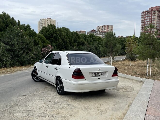 Mercedes C 180 1995, 214,578 km - 1.8 l - Bakı
