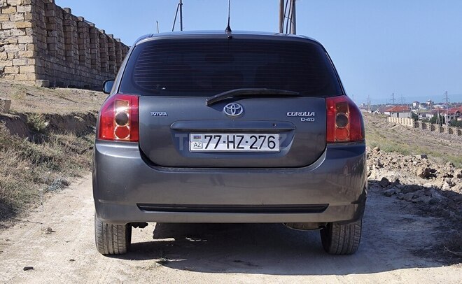 Toyota Corolla 2005, 238,000 km - 1.4 l - Bakı