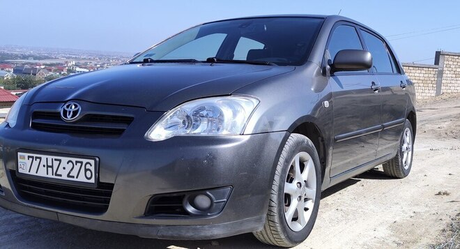 Toyota Corolla 2005, 238,000 km - 1.4 l - Bakı
