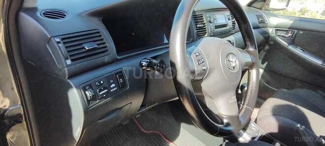 Toyota Corolla 2005, 238,000 km - 1.4 l - Bakı