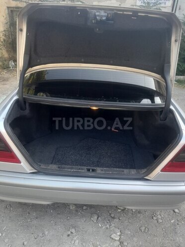 Mercedes C 200 1997, 299,000 km - 2.0 л - Bakı