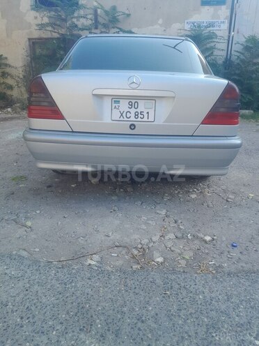 Mercedes C 200 1997, 299,000 km - 2.0 л - Bakı