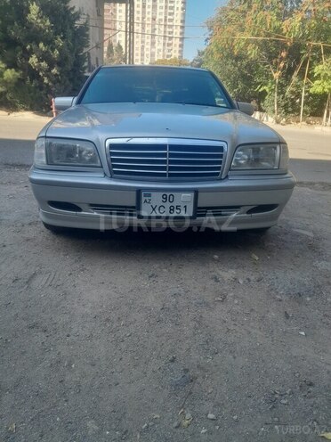 Mercedes C 200 1997, 299,000 km - 2.0 л - Bakı