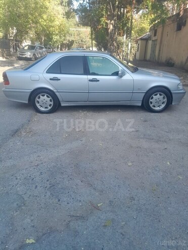 Mercedes C 200 1997, 299,000 km - 2.0 л - Bakı