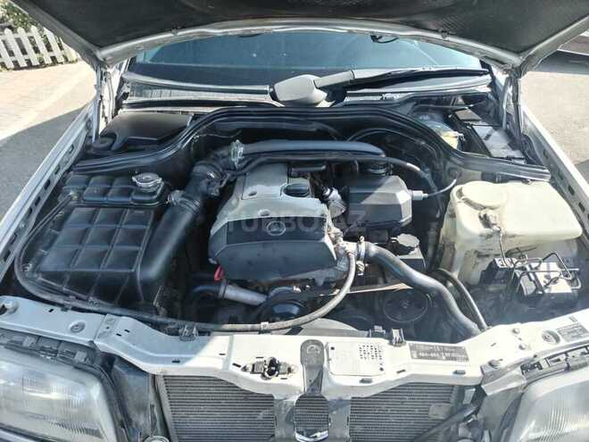 Mercedes C 180 1998, 255,000 km - 0.2 l - Salyan