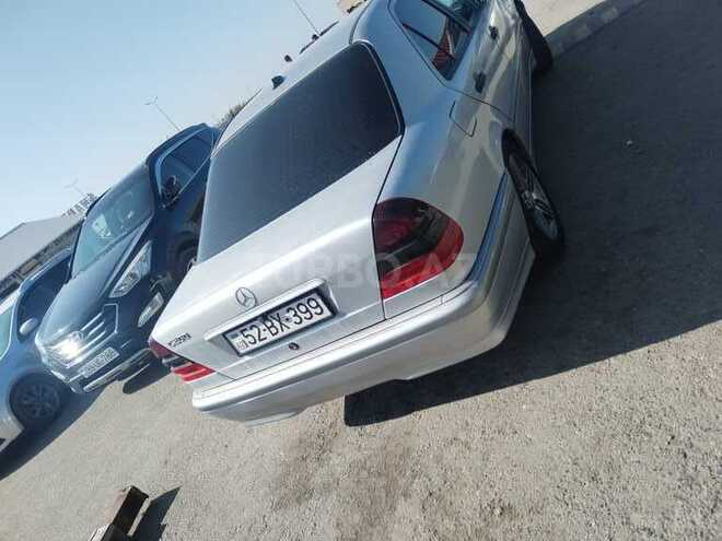Mercedes C 180 1998, 255,000 km - 0.2 l - Salyan