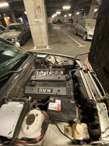 BMW 520 1989, 400,000 km - 2.0 l - Bakı