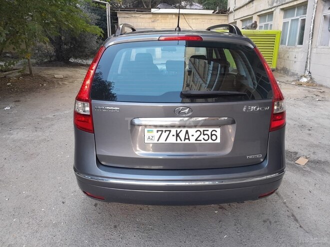 Hyundai i30 2008, 242,111 km - 1.6 l - Bakı
