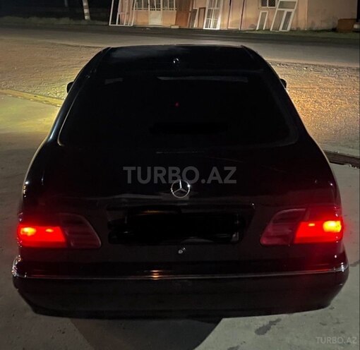 Mercedes E 270 2001, 530,000 km - 2.7 l - Ağstafa