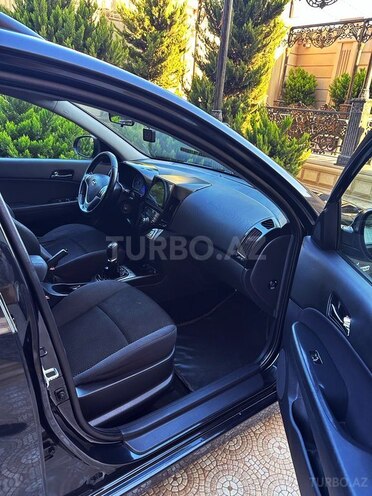 Hyundai i30 2011, 183,000 km - 1.6 l - Bakı