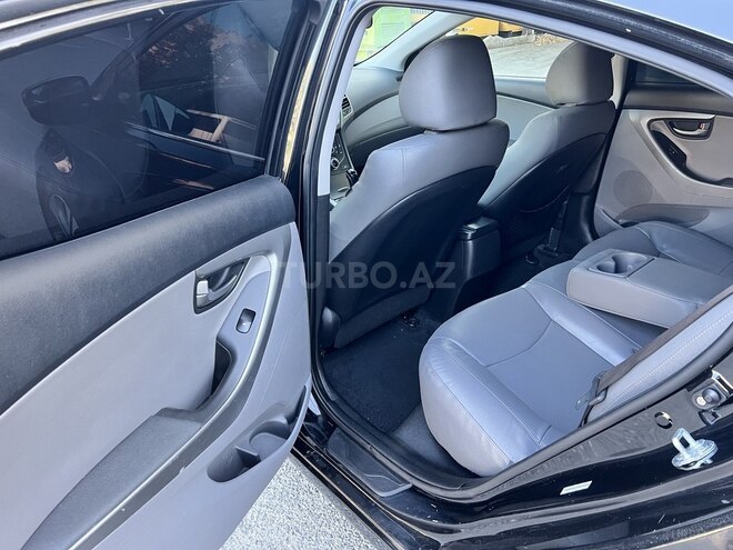 Hyundai Elantra 2015, 169,000 km - 2.0 l - Bakı