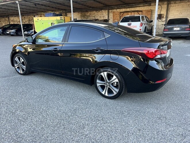 Hyundai Elantra 2015, 169,000 km - 2.0 l - Bakı
