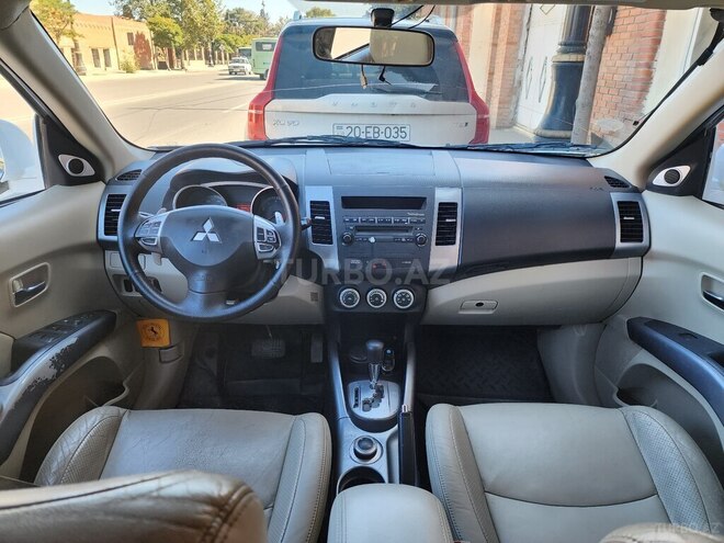 Mitsubishi Outlander 2008, 260,000 km - 3.0 l - Gəncə