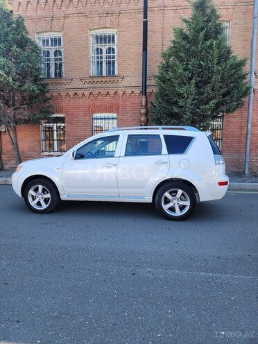 Mitsubishi Outlander 2008, 260,000 km - 3.0 l - Gəncə