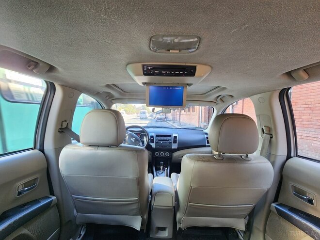 Mitsubishi Outlander 2008, 260,000 km - 3.0 l - Gəncə