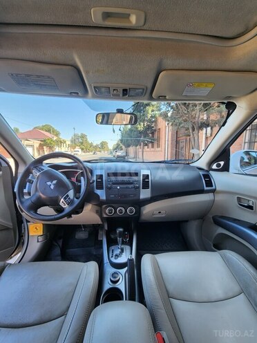 Mitsubishi Outlander 2008, 260,000 km - 3.0 l - Gəncə