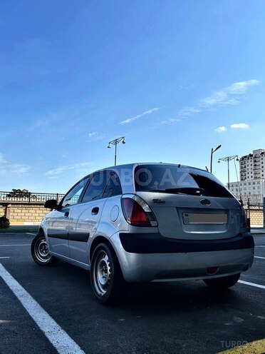 Kia Rio 2005, 250,000 km - 1.4 l - Bakı