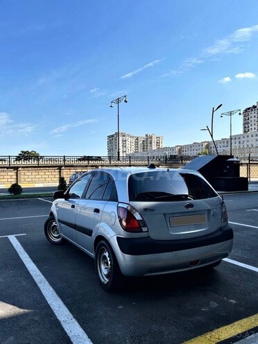 Kia Rio 2005, 250,000 km - 1.4 l - Bakı