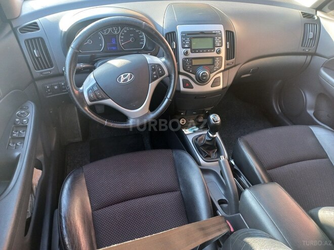 Hyundai i30 2010, 211,321 km - 1.6 l - Bakı