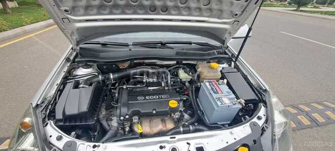 Opel Astra 2006, 200,000 km - 1.4 л - Gəncə
