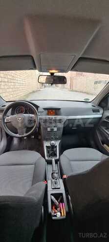 Opel Astra 2006, 200,000 km - 1.4 л - Gəncə