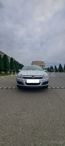 Opel Astra 2006, 200,000 km - 1.4 л - Gəncə