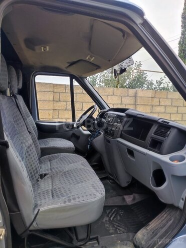Ford Transit 2006, 240,000 km - 2.2 l - Xudat