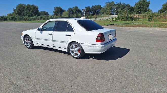 Mercedes C 230 1999, 349,123 km - 2.3 l - Sabirabad