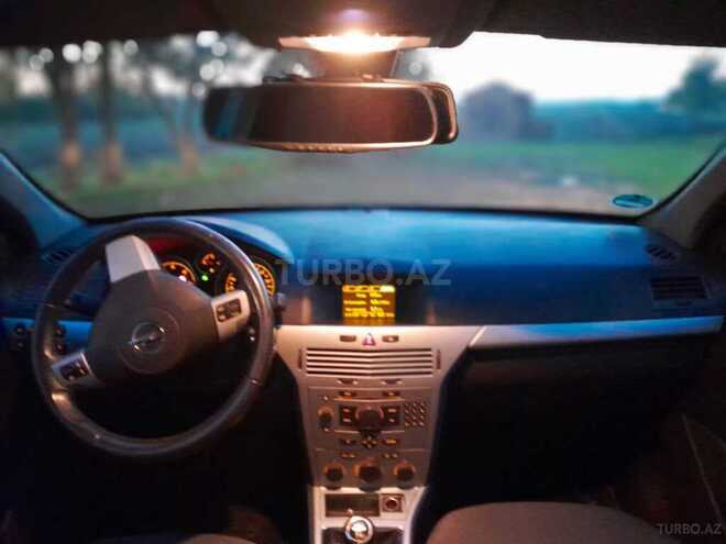 Opel Astra 2009, 218,000 km - 1.3 l - Masallı