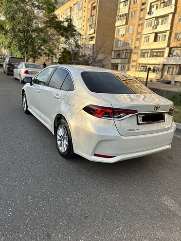 Toyota Corolla 2019, 84,244 km - 1.6 l - Bakı