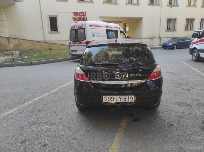 Opel Astra 2006, 244,000 km - 1.4 l - Mingəçevir