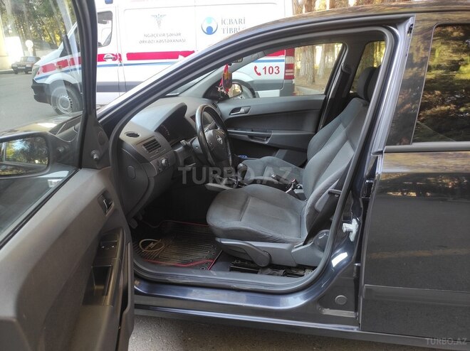 Opel Astra 2006, 244,000 km - 1.4 l - Mingəçevir